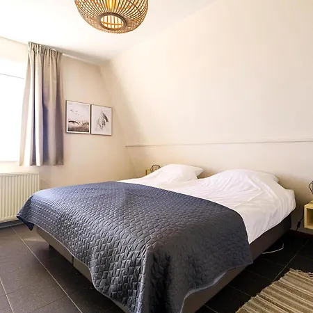 Beautiful Modern Furnished